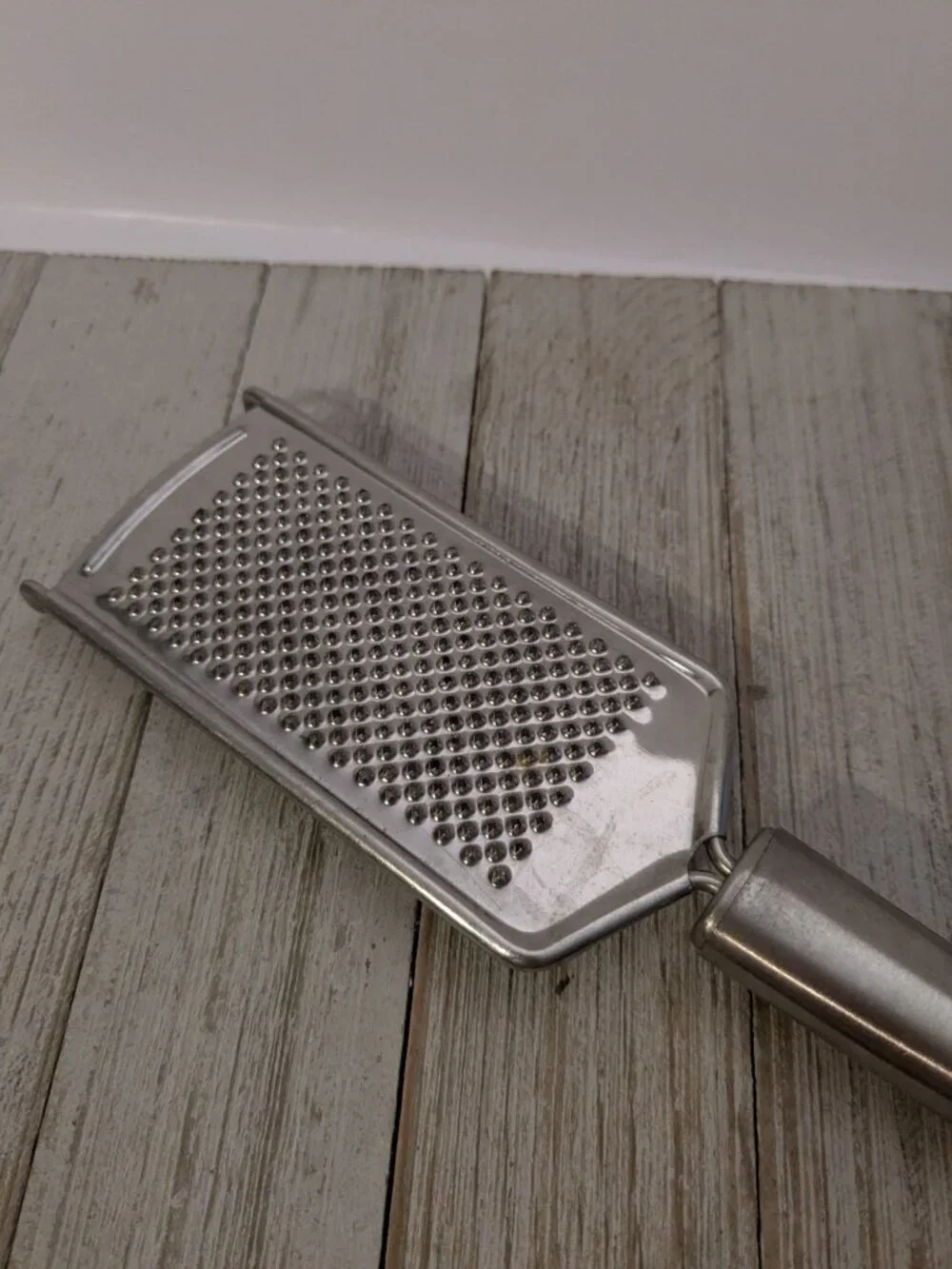 Oneida Grater Zester Cheese Garlic Stainless Steel Hand Held handle 10